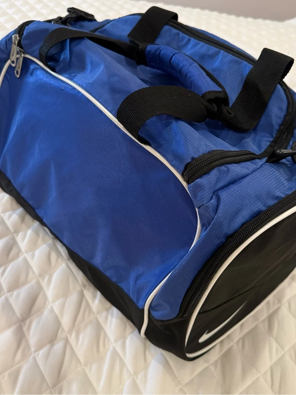 Nike Brasilia Duffel Bag Game Royal Blue Black White Gym Travel Weekender Medium